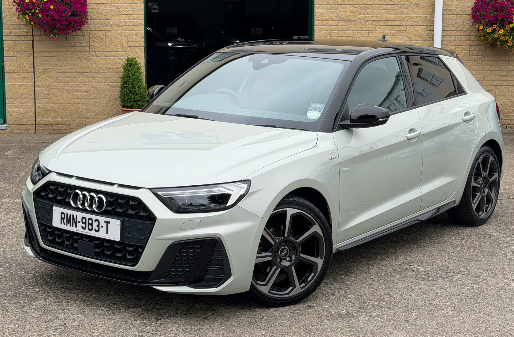 Audi A1 35 TFSI S-Tronic S-Line Contrast Edition Sportback