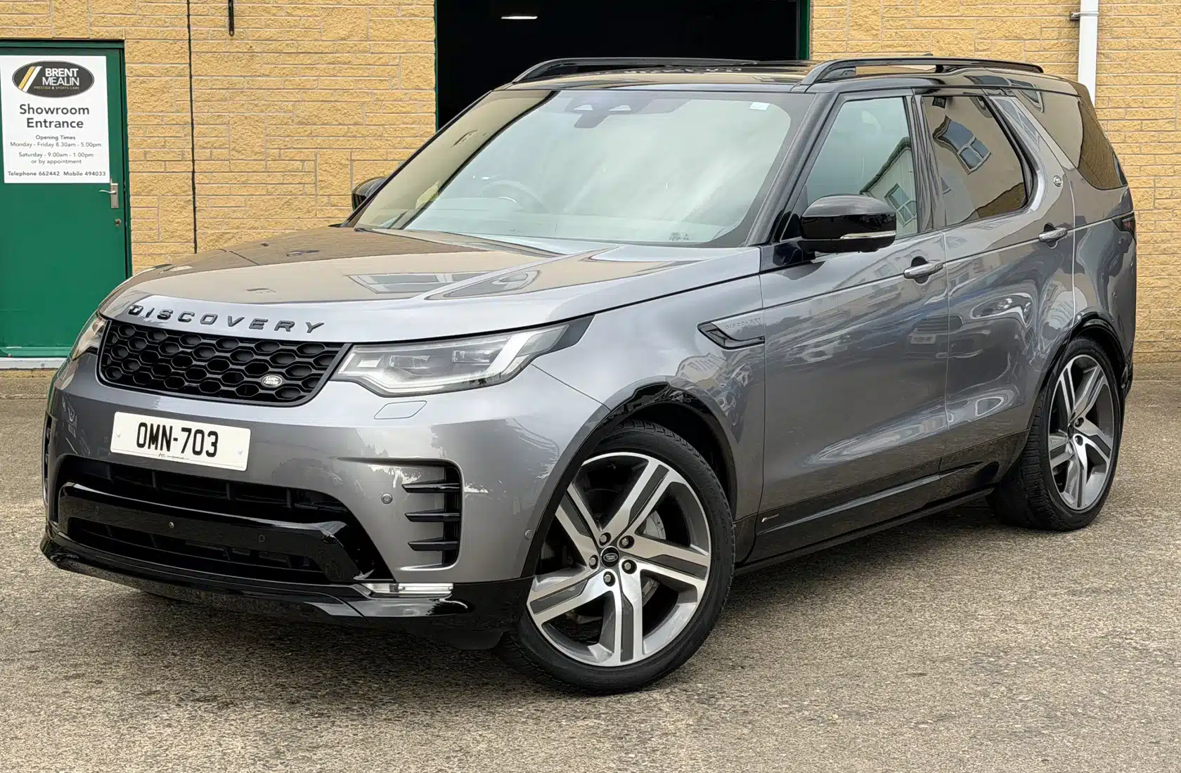 Land Rover Discovery D300-A R-Dynamic HSE AWD