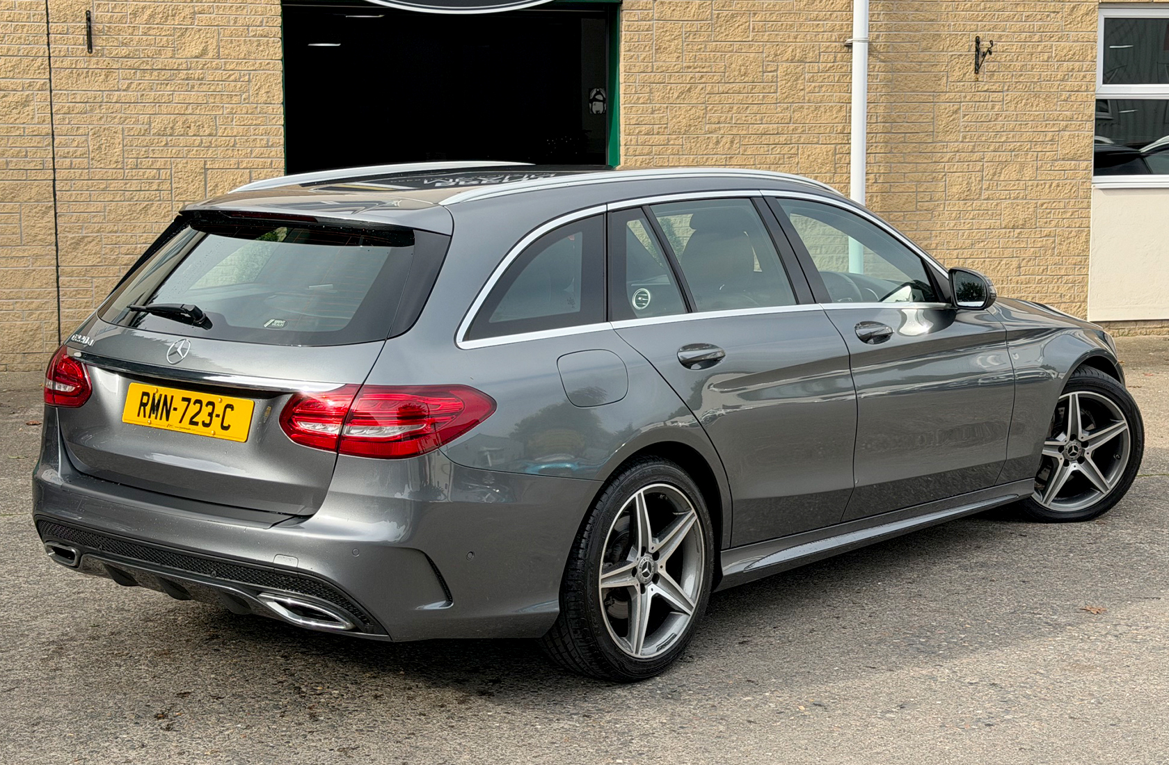 car_image2